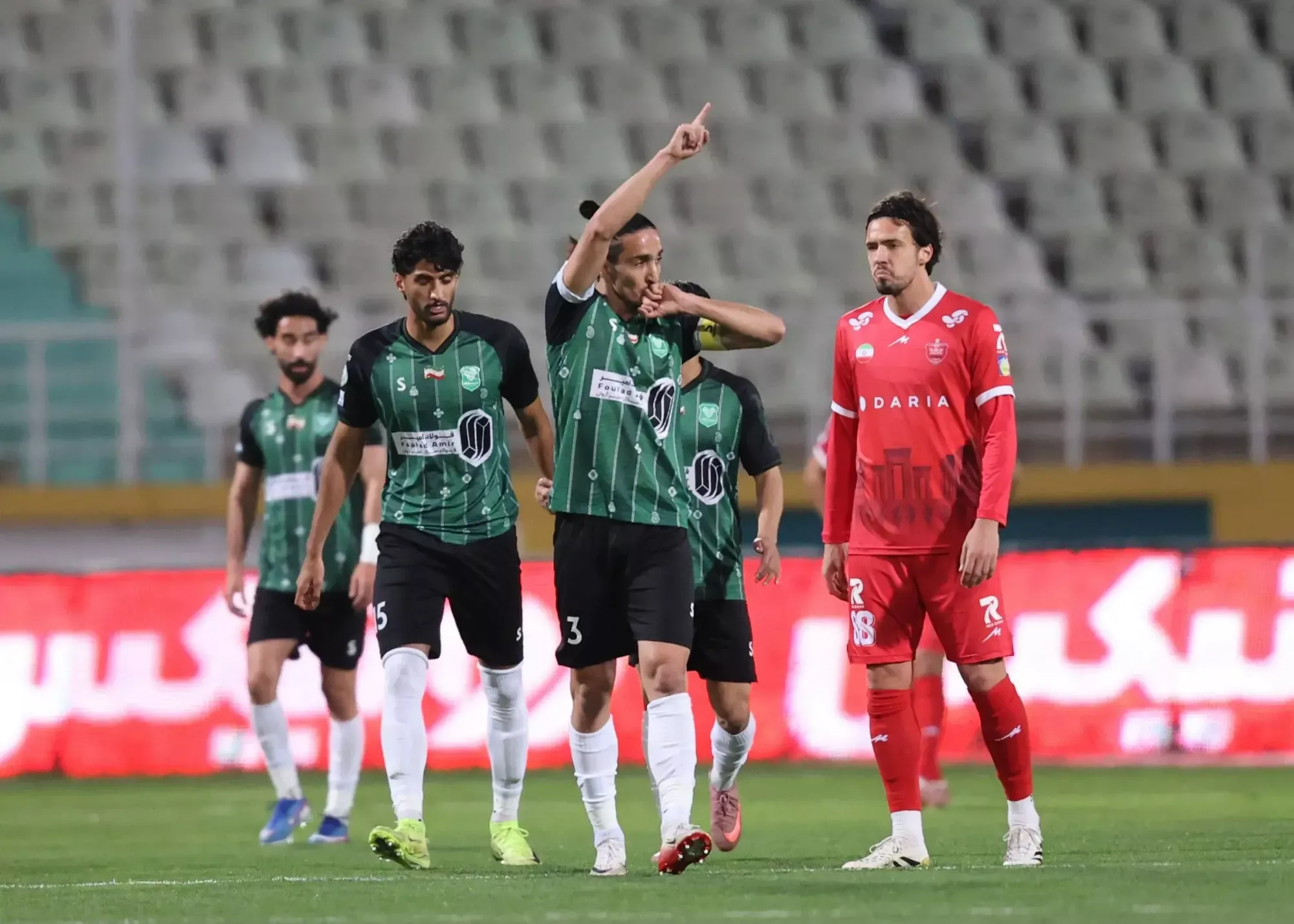 تلاش مهدی تارتار برای شکست خیبر و صدرنشینی پرسپولیس
