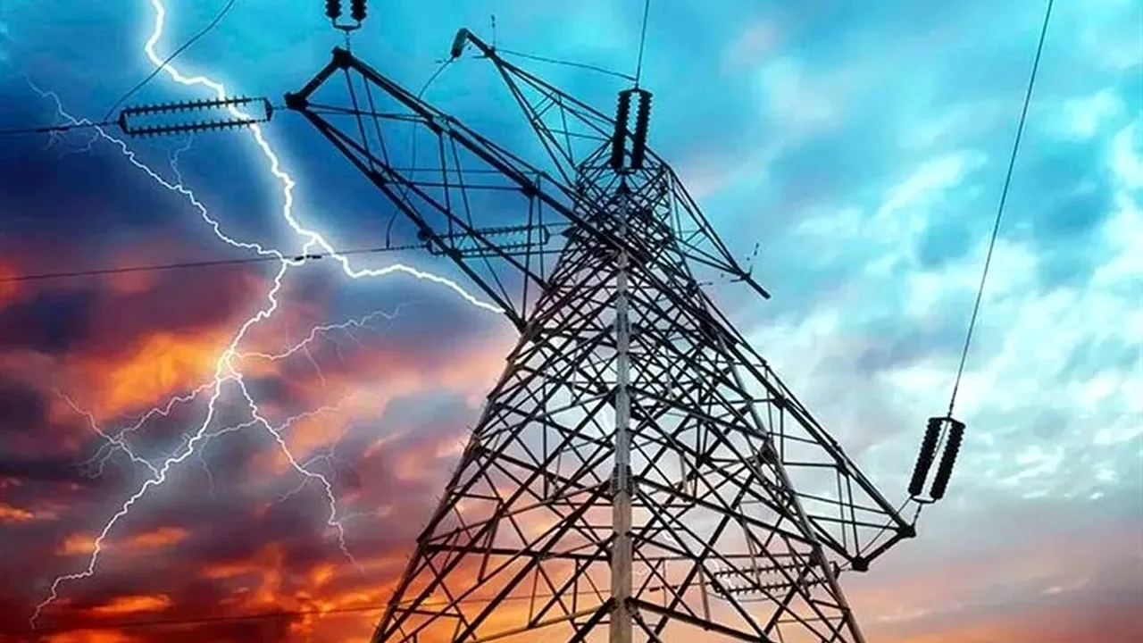 پایان محدودیت برق صنایع؛ سخنگوی صنعت برق خبر داد