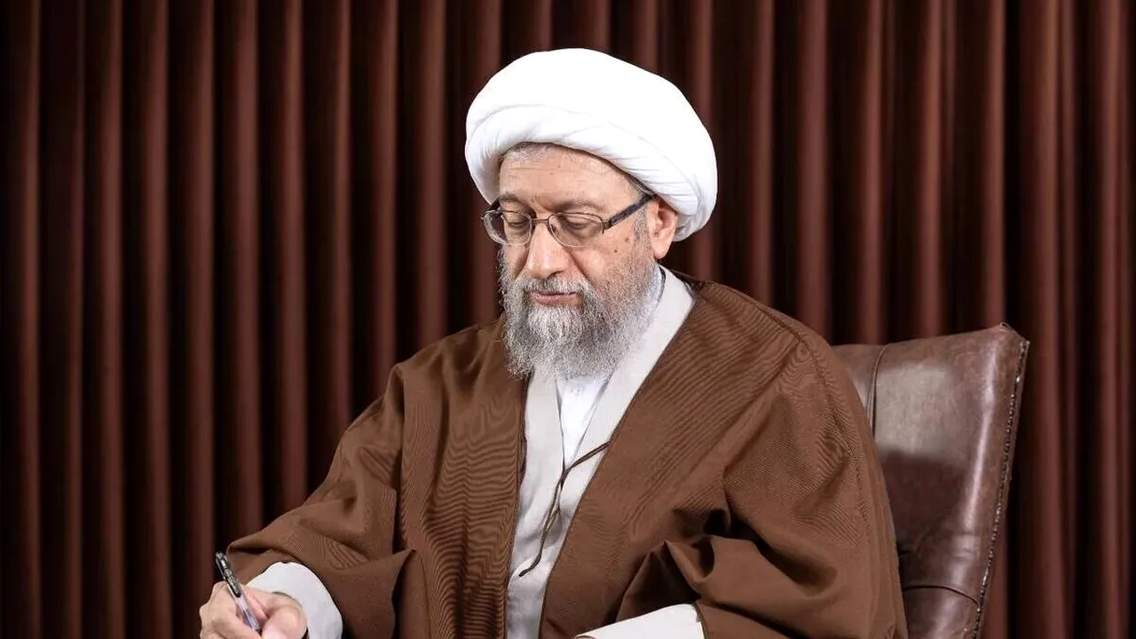 پیام تسلیت آملی لاریجانی برای درگذشت پدر شهید موسوی