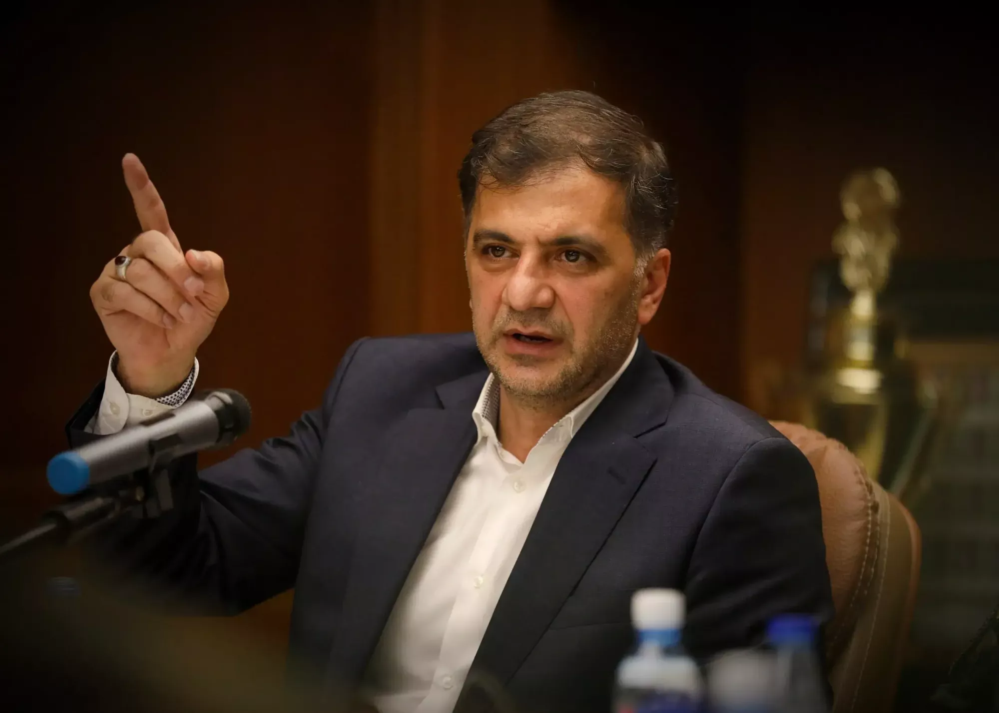 حجت کریمی: هیچ اختلافی با قلعهنویی ندارم