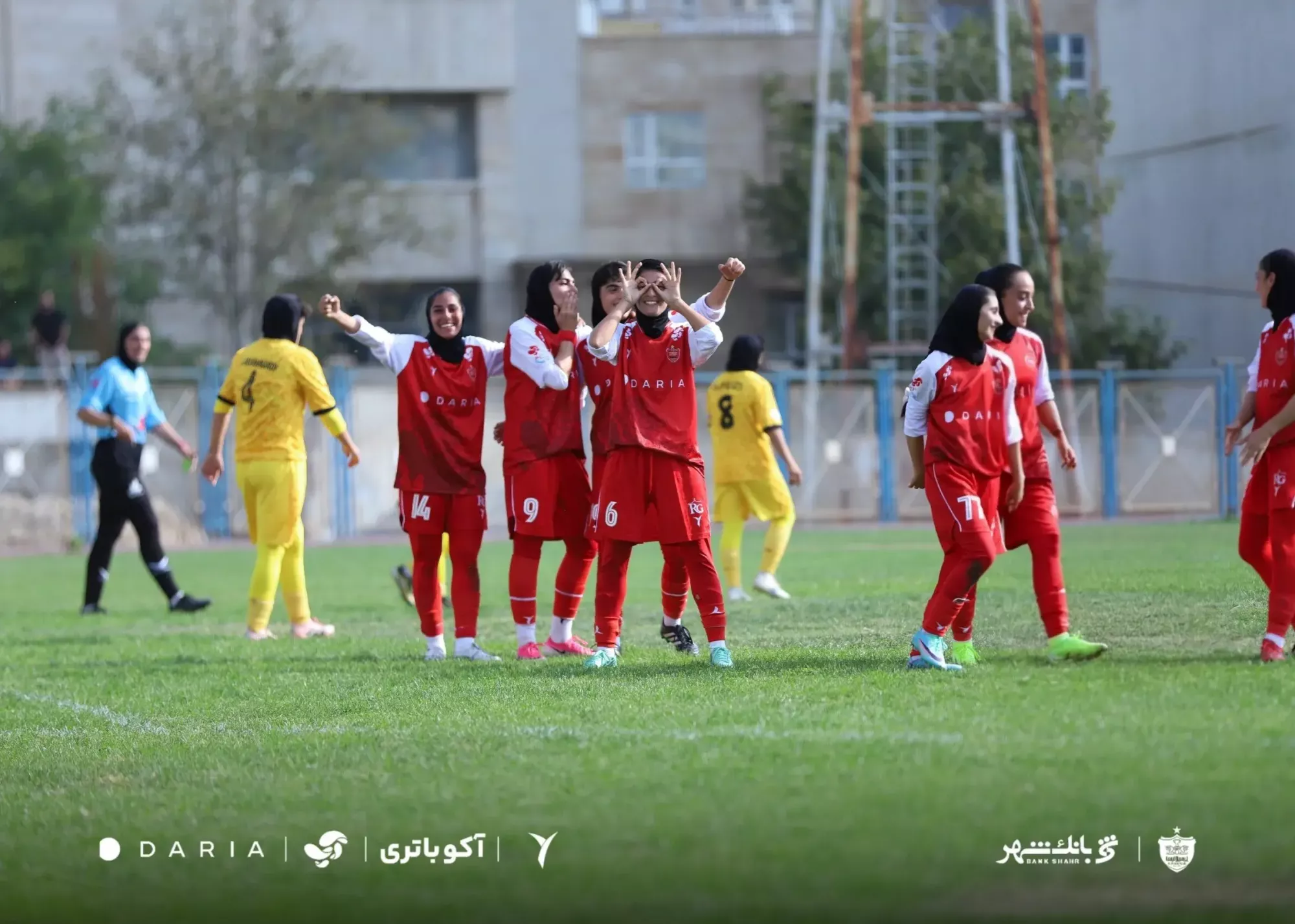 پرسپولیس به صدرنشینی خود ادامه داد