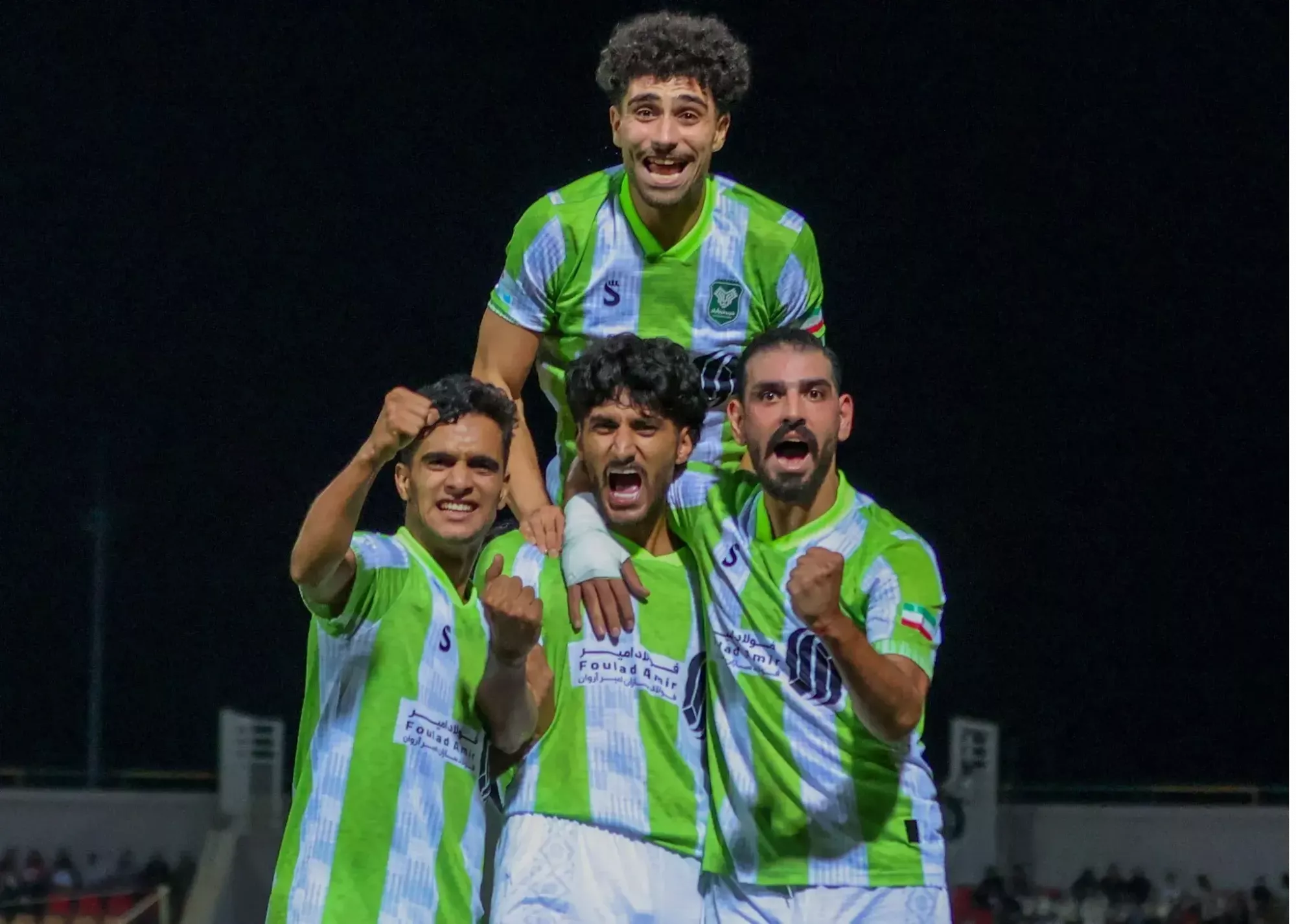 خیبر خرمآباد با وجود اخراج، نیمه اول را با پیروزی به پایان رساند