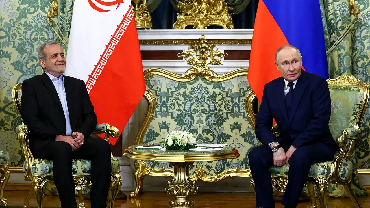 تأکید پزشکیان در دیدار با پوتین بر همکاری چندجانبه منطقهای