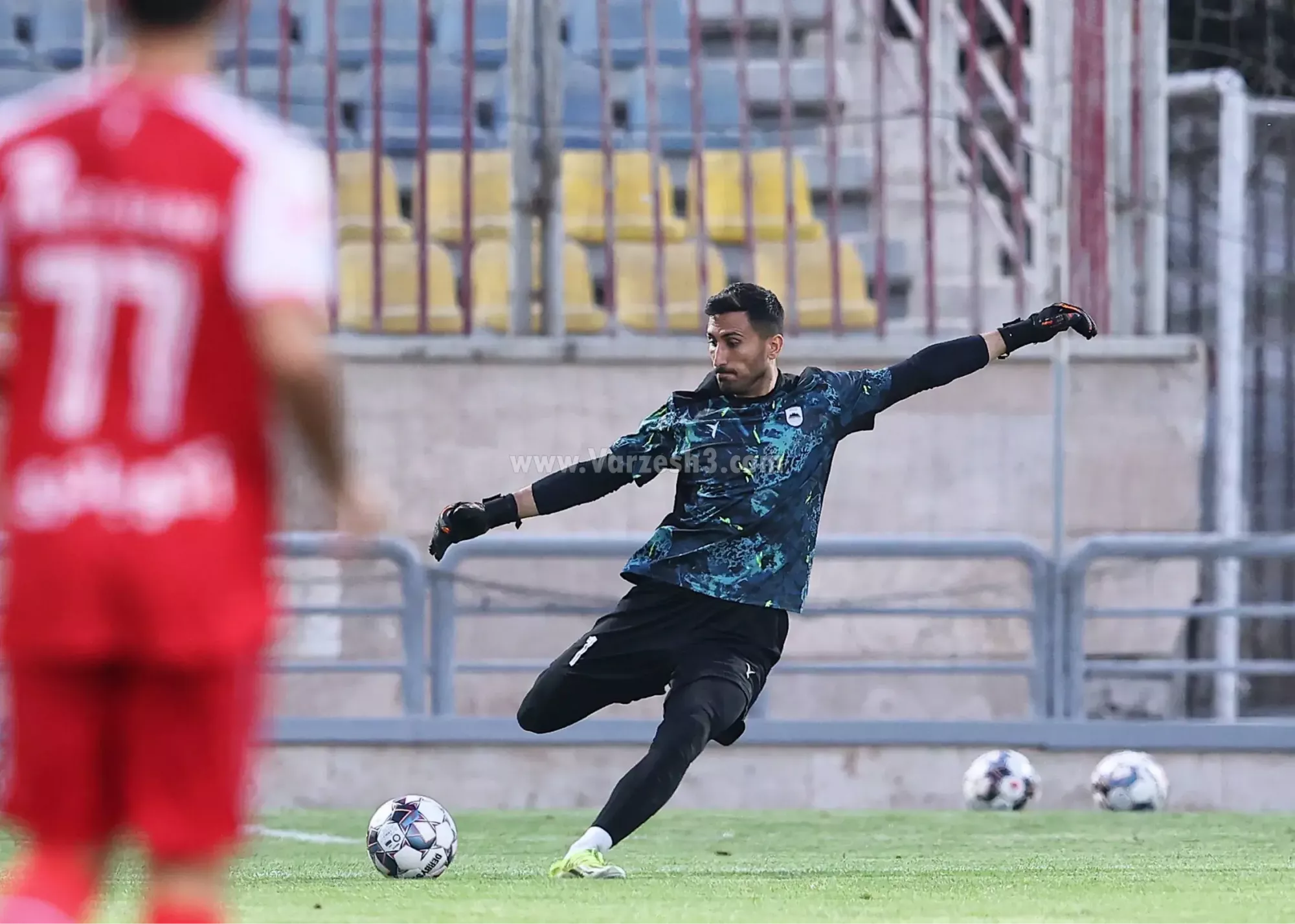 درخشش حجت صدقی در دیدار چادرملو و پرسپولیس