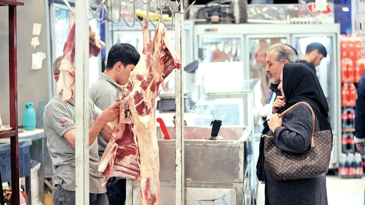 قیمت گوشت قرمز در آبان ۱۴۰۵ ثابت ماند