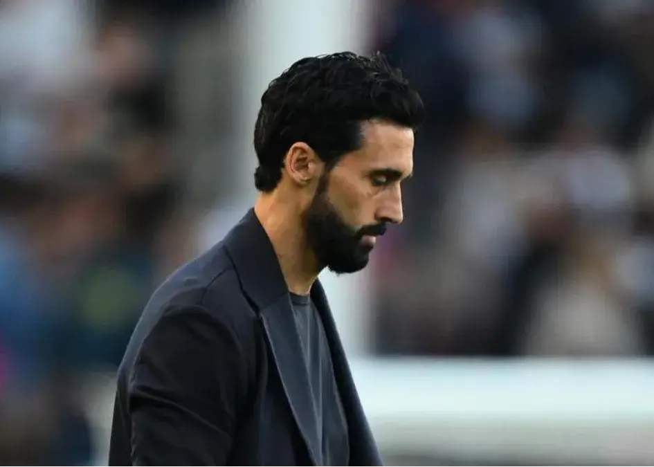فشارها بر آلوارو آربلوا در فولام به اوج رسید