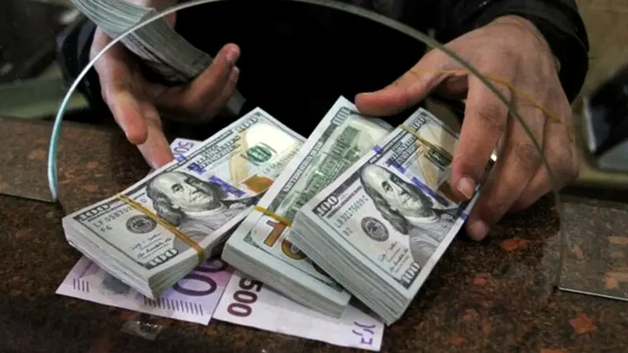 نرخ حواله دلار و یورو در مرکز مبادله امروز سهشنبه