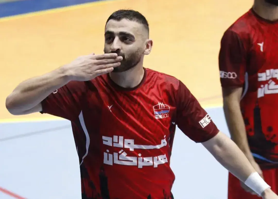 فولاد هرمزگان با خرید حسام بابایی در نقل و انتقالات درخشان ظاهر شد