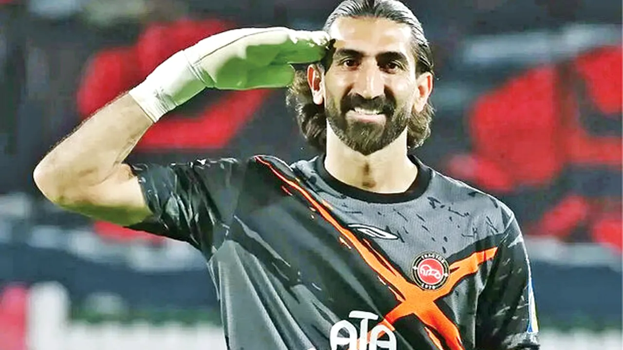 دروازهبان تراکتور راهی فجر سپاسی شد