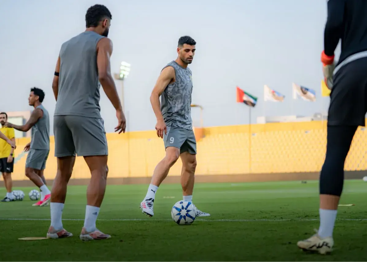 مهدی طارمی در نخستین بازیاش با الوصل آماده دربی شد