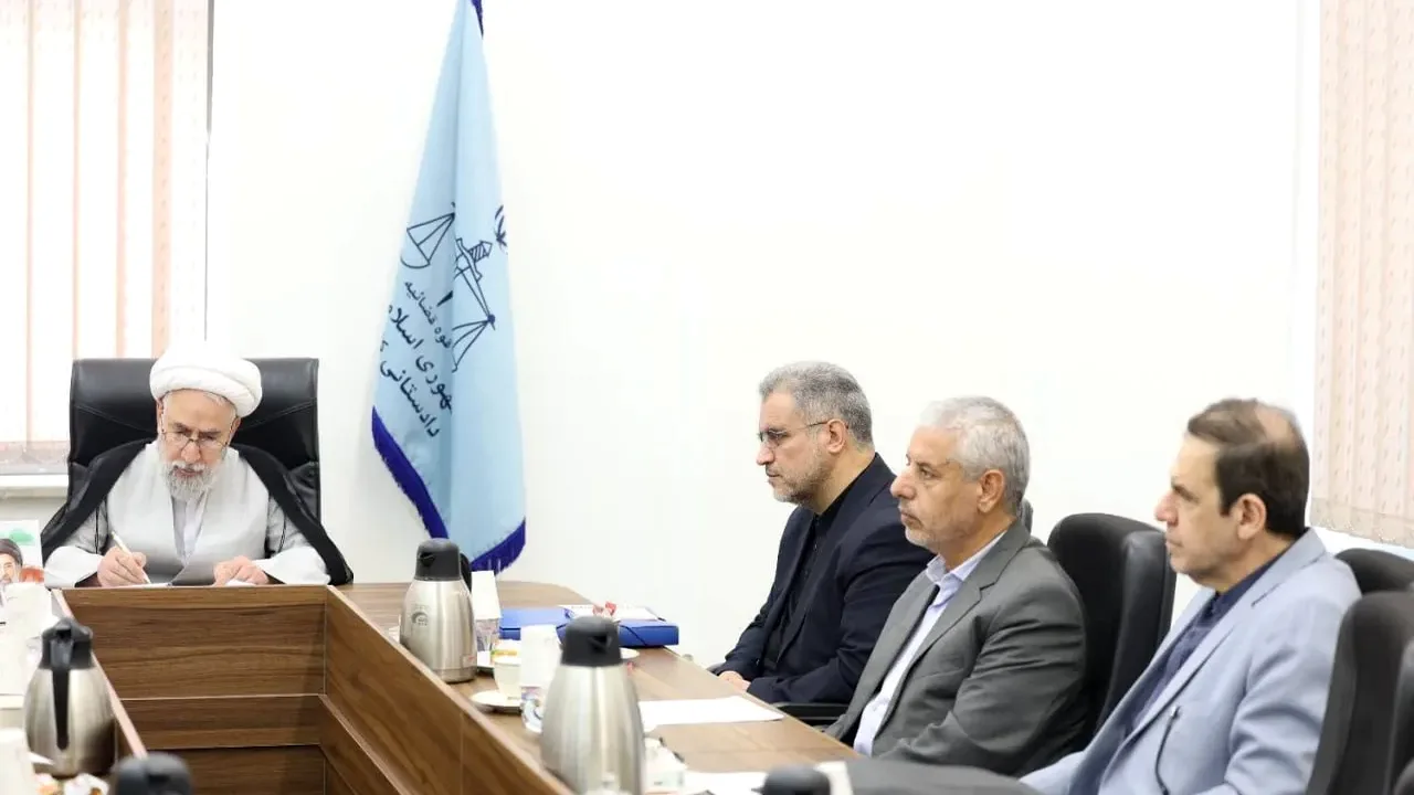ثبت ۴ هزار گزارش مردمی علیه وطنفروشان در سامانه دادستانی