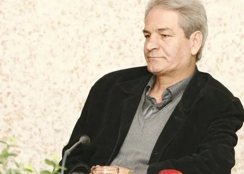 نعلچگر: فدراسیون فوتبال باید جام قهرمانی را به استقلال بدهد