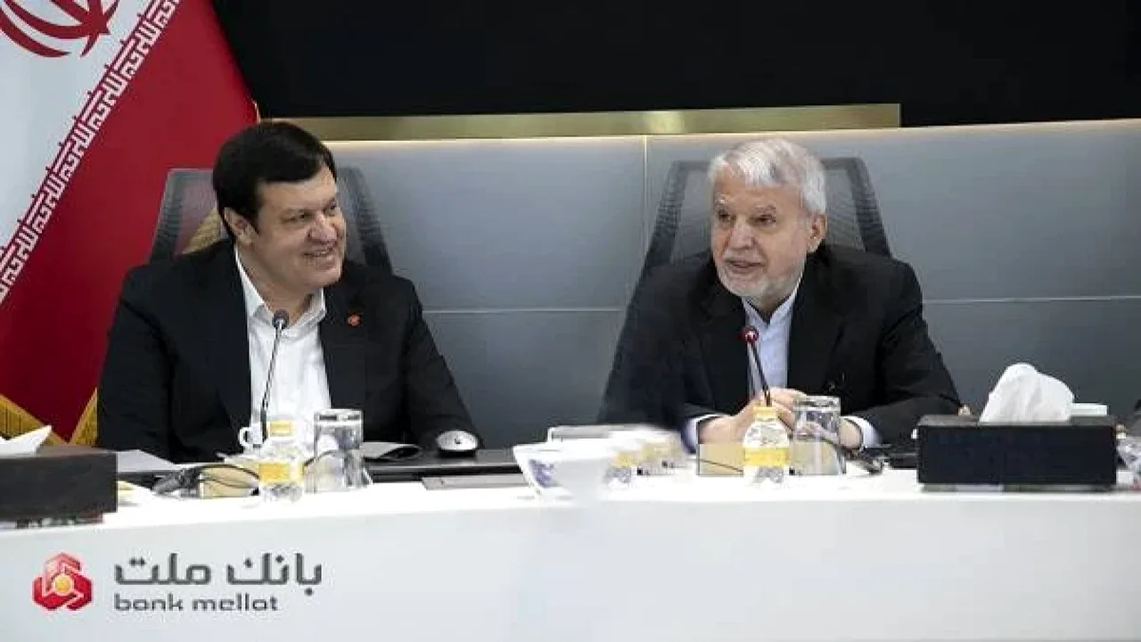 نقش بانک ملت در تحول گردشگری؛ تقدیر وزیر
