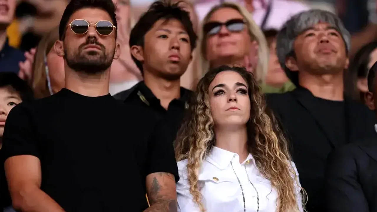 2217102