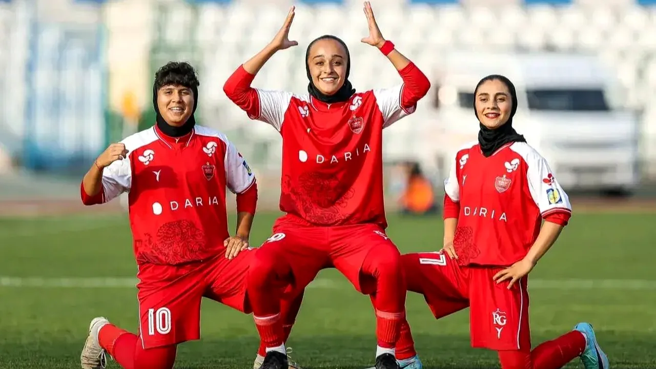 اشکهای ستاره پرسپولیس در دربی زنان