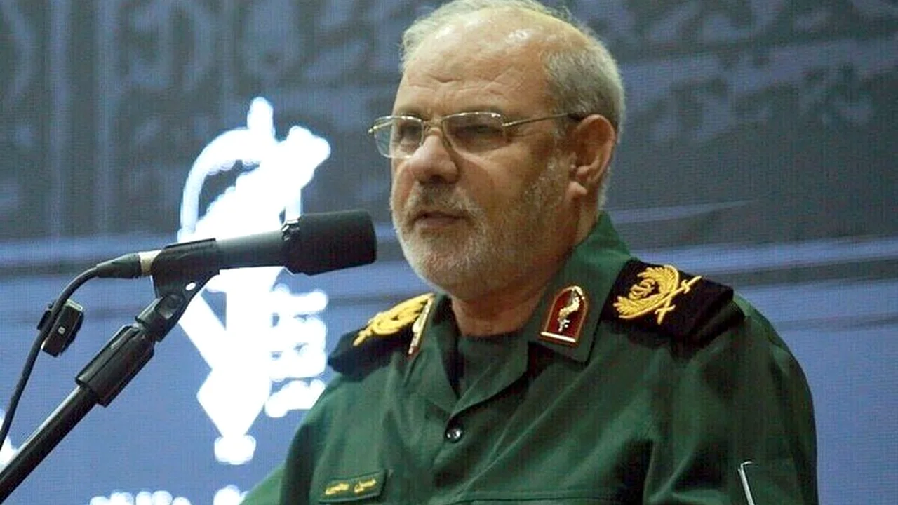 ناو آمریکایی ۷۰۰ کیلومتر فرار کرد؛ اف-۳۵ هم در تیررس ایران؟ سردار محبی افشا کرد