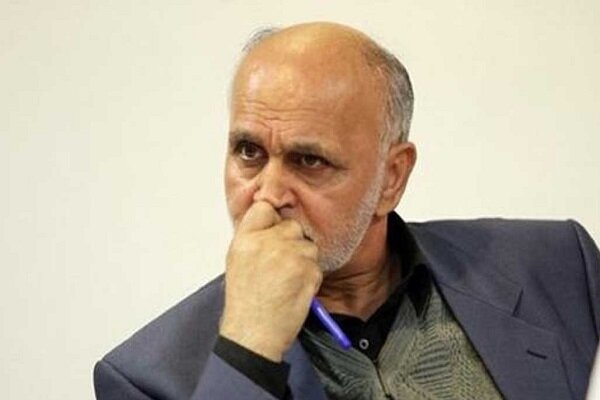 اولیایی: پرسپولیس نباید به دنبال گدایی امتیاز باشد