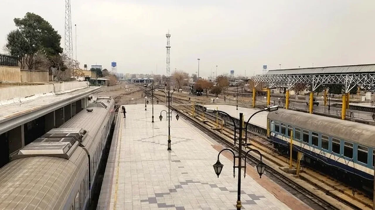 استانداردسازی ۷ توقفگاه قطار حومهای در تهران/ افزایش ظرفیت جابهجایی مسافران