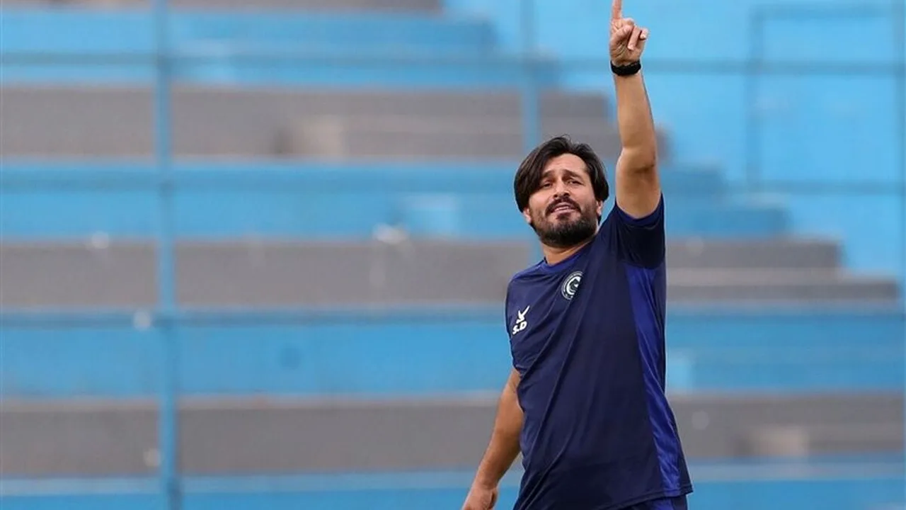 نساجی در آزمون سخت پرسپولیس؛ دقیقی به دنبال اولین برد
