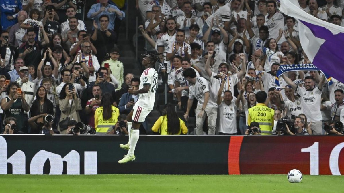 2547897