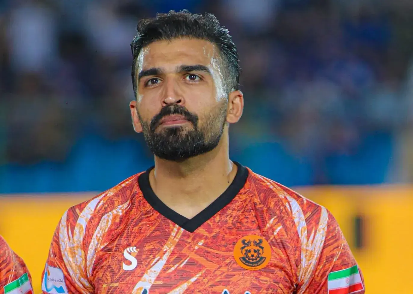 بازیکن اخراجی لیگ: تعجبم از عدم خروج از زمین!
