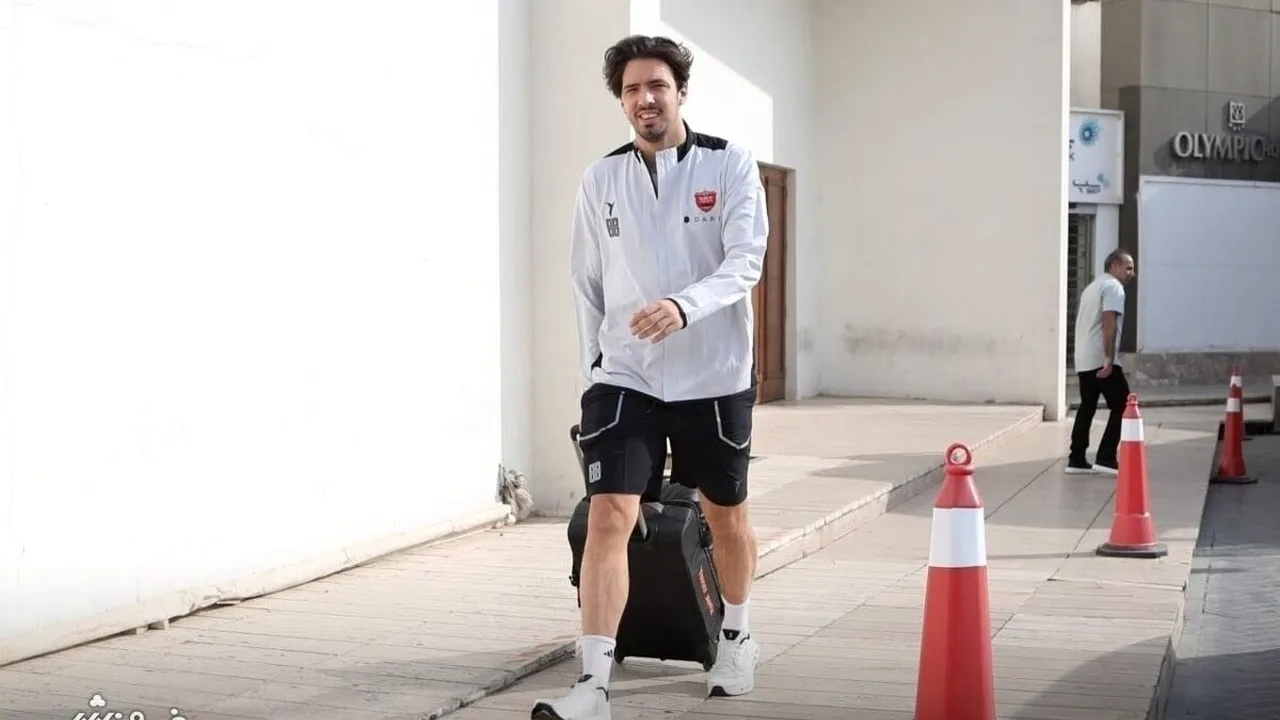 دور بودن طولانیمدت دو بازیکن پرسپولیس از میادین