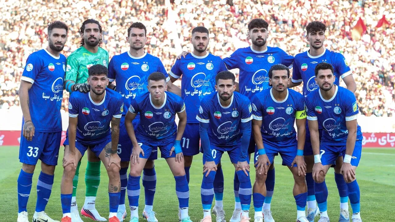 پیراهن استقلال و شبابالاهلی برای نبرد آسیایی رونمایی شد